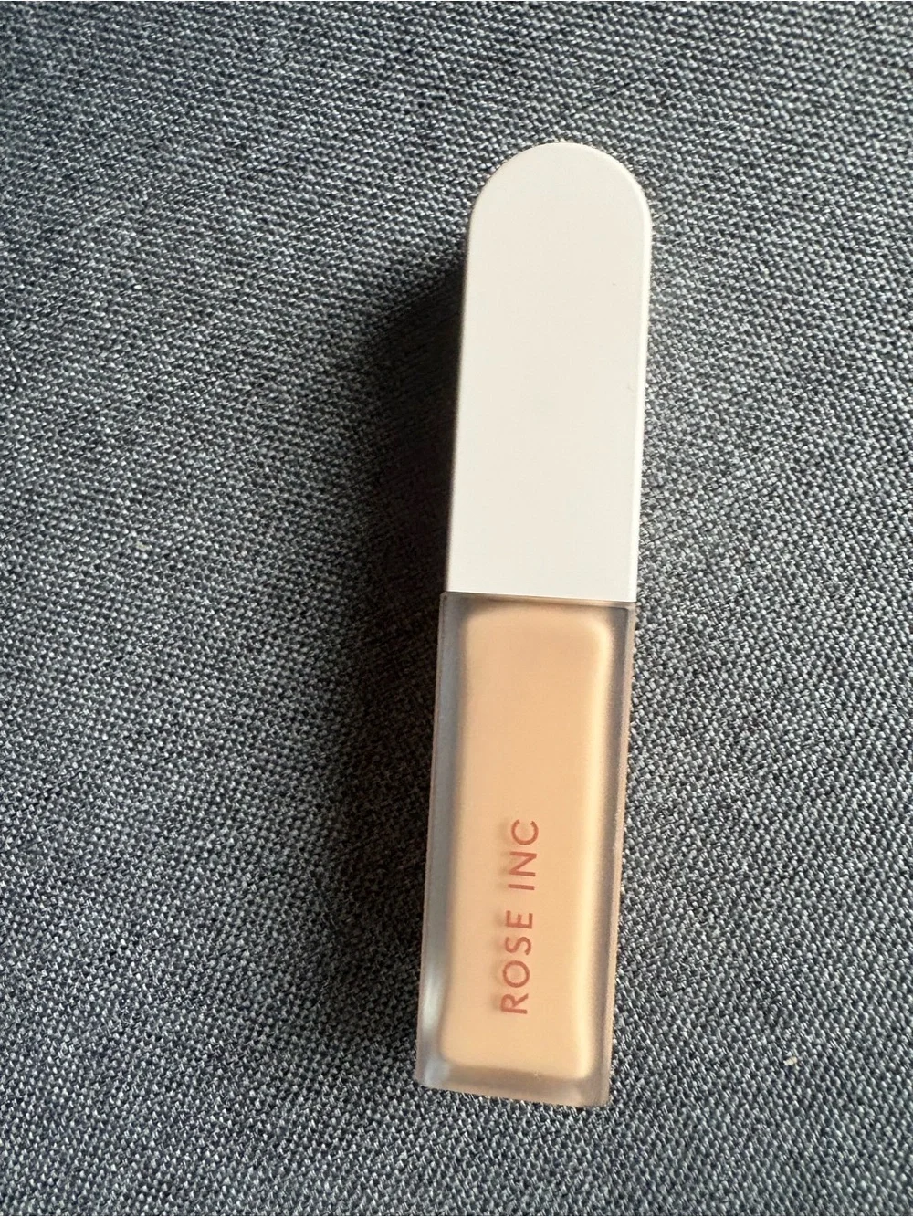 NWT ROSE INC Softlight Luminous Hydrating Concealer - LX020